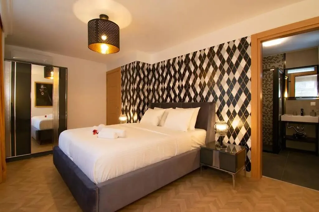 Opulent Suite Bosphorus View Istanbul Apartment